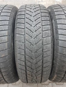 215/65/17 zimní pneu goodyear - 6