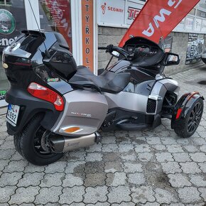 CAN-AM Spyder 1330 RT-S, Special Series, původ ČR, Akrapovič - 6