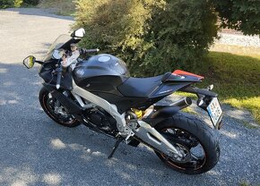 Aprilia RSV4 RR - 6