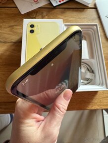 Prodám iPhone 11, Yellow 128GB - 6