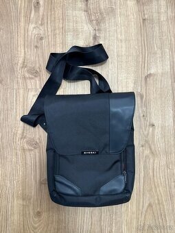 PÁNSKÁ CROSSBODY TAŠKA EVERKI VENUE XL SLEVA 60% - 6