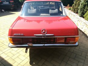 Mercedes Benz W 115 200D, A Mercedes W115 2,3 benzin - 6