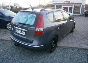 Hyundai i30 1.6 CRDi,66kw,serviska nafta manuál 66 kw - 6