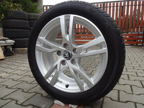 ZIMNÍ ALU 17" 5x112 pneu 205/50R17 PĚKNÝ STAV - 6