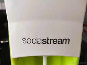 Soda stream i s bombičkou a až dvěmi láhvemi - 6