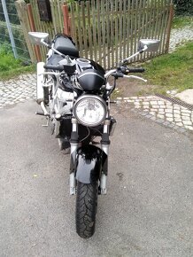 Suzuki sv650s - 6