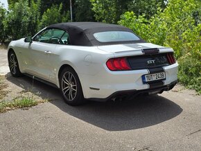 Mustang GT cabrio manual USA neburane - 6