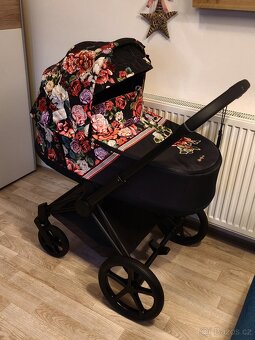 Cybex Priam 3V1 Blossom dark - 6