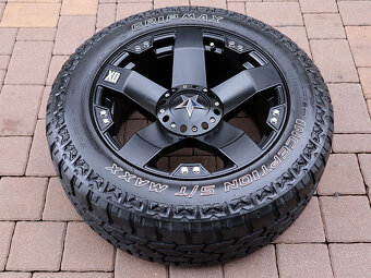 18" 6x139,7  = KMC XD ROCKSTAR + 255/60R18 M/T OFFROAD - 6