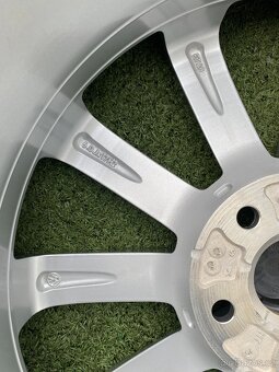 Originální Alu kola 5x112 VW Golf, Škoda Octavia 205/50/17 - 6