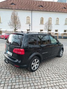 VW Touran Cross 2.0Tdi 103kw MY 2011, 7 míst - 6