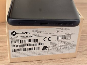 Motorola Edge 40 Neo 12GB/256GB black - 6