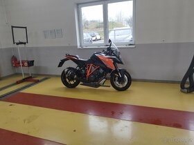 KTM 1290 superDuke GT - 6