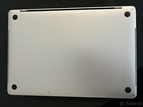 MacBook Pro 15, i7, 2017, 16GB RAM, 256 GB, TOP STAV - 6