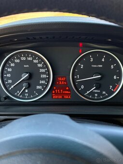 BMW E60 550i 4.8L V8 270kw manuál - 6