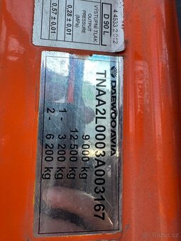 AVIA D 90 L 2004 VIN 167 - 6
