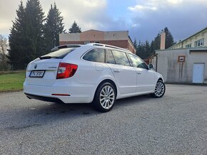 Škoda Superb combi 2.0 TDI 125 Kw - 6