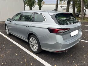 Škoda Superb Combi 2.0 TDI SCR Selection 4x4 DSG SILVER 2024 - 6