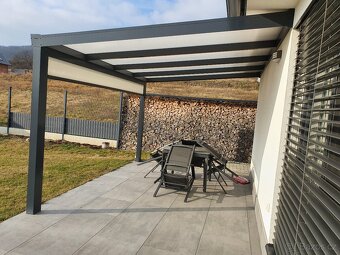 Pergola montovaná hliníková 4x3m s polykarb.a zastíněním - 6