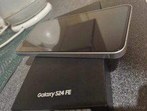 Samsung S24 fe 128gb 8gb>                  [osobní předání ] - 6