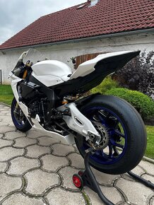 Yamaha YZF R-1M / 2018 - 6