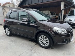 SUZUKI SX4 1,6i 88KW 1.MAJITEL 35000KM NAVIG.TAŽNÉ VYHŘ.SED. - 6