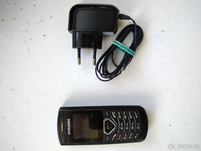 Mobilní telefon Samsung GT-E1170 - 6