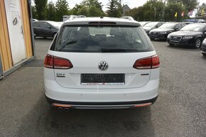 PRODÁM Volkswagen Golf 2.0TDi 135 KW Alltrack DSG 4x4 DPH - 6