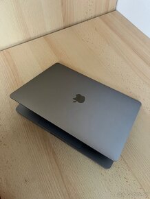 Apple MacBook Pro Touch Bar - 6