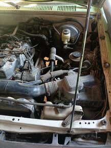 Toyota hilux 1989  2,4í  22RE 84kw - 6