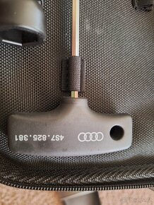 Audi R8 taska s nářadím a kompresorem - 6