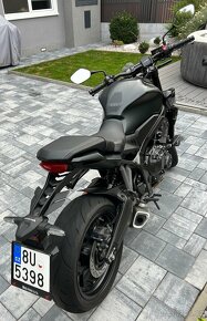 Honda CB650R r. 2023 - 6