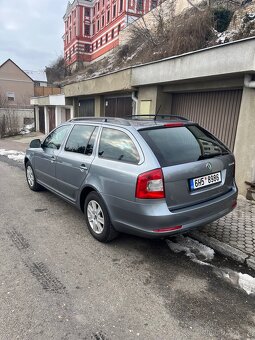 Škoda Octavia 1.6 tdi 2012 Family - 6