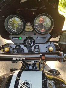 Yamaha XJR 1300 - 6