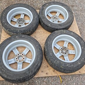 195/65 R15 letní pneu obuté na 15" Alu kola Dezent, 5x100 - 6