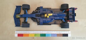 LEGO MOC Formule Red Bull RB16B - 6