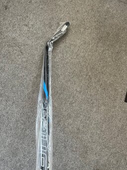 Nová hůl Bauer Nexus E50 Pro, 87 flex P28, prodloužená - 6