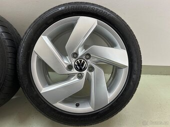 Letní originál alu sada VW Golf VIII Richmond 17” 5x112 - 6