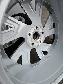 Orig. VW Bergamo 5x112 Zimní 225/40/18 - 6