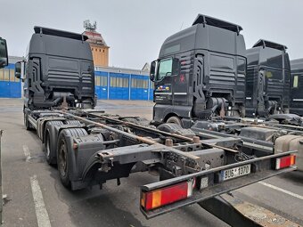 MAN TGX 24.440 + KRONE BOX 04 ZZ CARRIER - 6