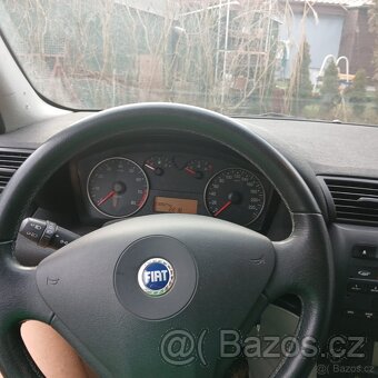 Prodám Fiat Stillo, 1.8 16v 98kw benzín 2005 - 6