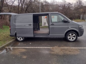 Volkswagen Transporter T5 2.0TDI - 6