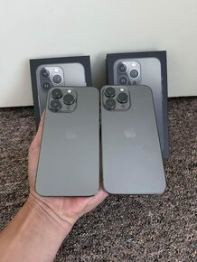 2x iPhone 13 128gb Graphite. TOP STAV - 6