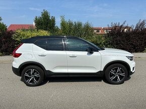 Volvo XC40, 2.0D4 R-Design 4x4 - ČR - 6