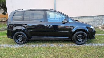 VW Touran Freestyle 1,9 TDI 77kW, 7 míst, climatronic, tažné - 6