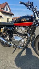 ROYAL ENFIELD Interceptor 650 - 6