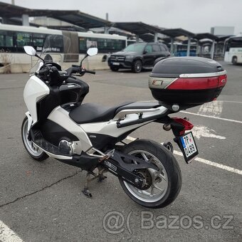 Honda Integra NC 700 D (2012) - 6