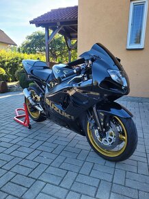 Suzuki GSX-R 600 25kW 2002 A2 - 6