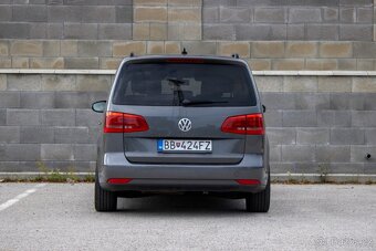 Volkswagen Touran - 6