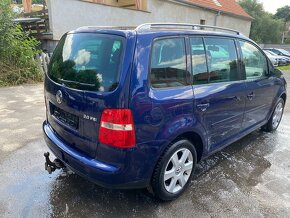 Volkswagen Touran, 2,0FSI,7mist,nové rozvody - 6